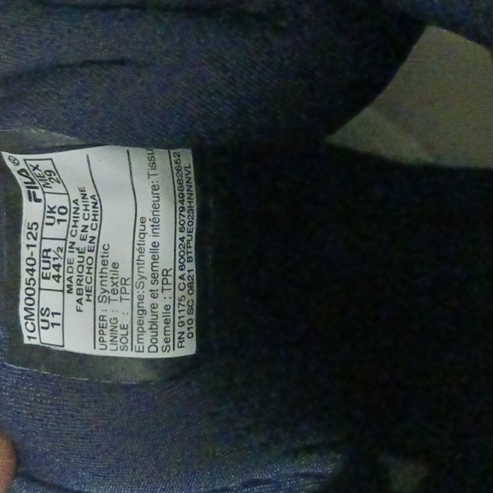 OG Fila strap and lace up tennis shoes - Picture 5 of 5